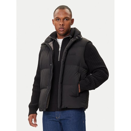 Armani Exchange Kamizelka XM001100 AF16340 UC001 Czarny Regular Fit ze sklepu MODIVO w kategorii Kamizelki męskie - zdjęcie 185914019