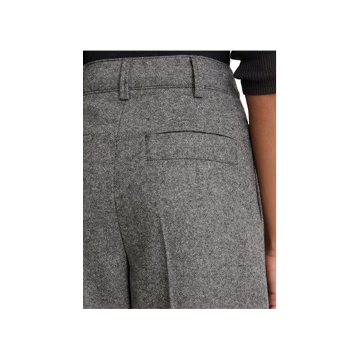 Marc O'Polo Spodnie materiałowe 509 0158 10149 Szary Wide Fit 40 MODIVO