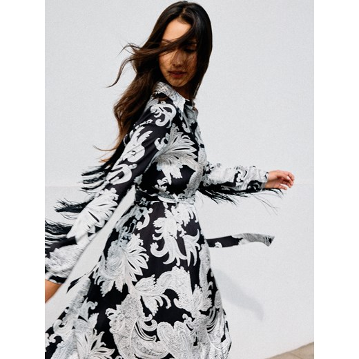 Mohito - Wiskozowa sukienka midi z wiązaniem - wielobarwny ze sklepu Mohito w kategorii Sukienki - zdjęcie 185926979