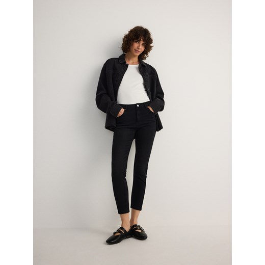 Reserved - Jeansy slim fit ze średnim stanem - czarny ze sklepu Reserved w kategorii Jeansy damskie - zdjęcie 185929676