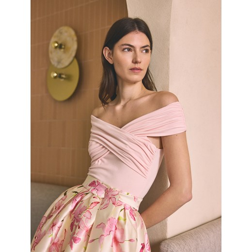 Reserved - Body z odkrytymi ramionami - pastelowy róż ze sklepu Reserved w kategorii Bluzki damskie - zdjęcie 185929775