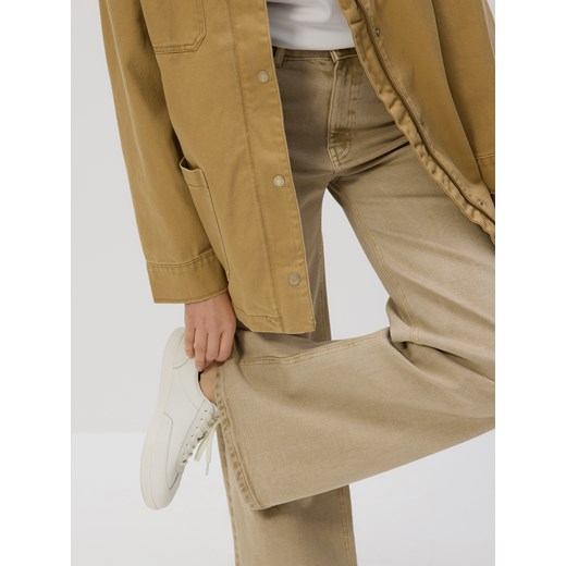 Reserved - Skórzane sneakersy - biały ze sklepu Reserved w kategorii Buty sportowe damskie - zdjęcie 185930088