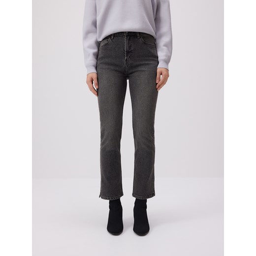 Reserved - Jeansy straight - szary ze sklepu Reserved w kategorii Jeansy damskie - zdjęcie 185930715