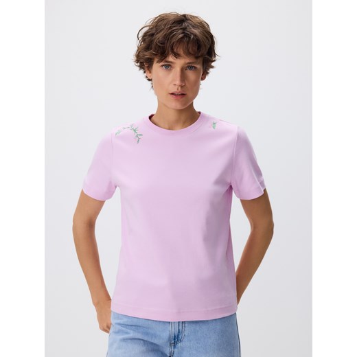 Reserved - T-shirt z haftem - lawendowy ze sklepu Reserved w kategorii Bluzki damskie - zdjęcie 185932777