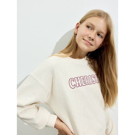 Reserved - Bluza z haftowanym napisem - beżowy ze sklepu Reserved w kategorii Bluzy dziewczęce - zdjęcie 185933167