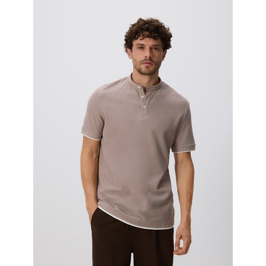 Reserved - Strukturalne polo regular fit - beżowy ze sklepu Reserved w kategorii T-shirty męskie - zdjęcie 185933235