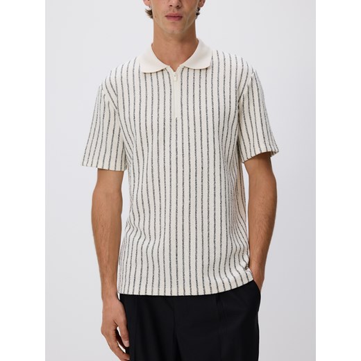 Reserved - Koszulka polo comfort w paski - złamana biel ze sklepu Reserved w kategorii T-shirty męskie - zdjęcie 185933585