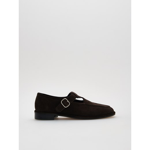 Reserved - Zamszowe loafersy z klamrą - ciemnobrązowy Reserved 41 Reserved