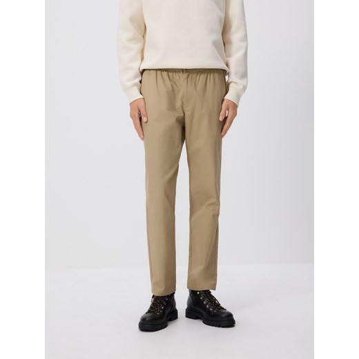 Reserved - Spodnie jogger slim - beżowy ze sklepu Reserved w kategorii Spodnie męskie - zdjęcie 185938278