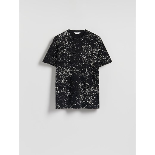 Reserved - T-shirt regular z nadrukiem allover - ciemnoszary ze sklepu Reserved w kategorii T-shirty męskie - zdjęcie 185938848