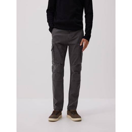 Reserved - Spodnie cargo slim fit - ciemnoszary ze sklepu Reserved w kategorii Spodnie męskie - zdjęcie 185940998
