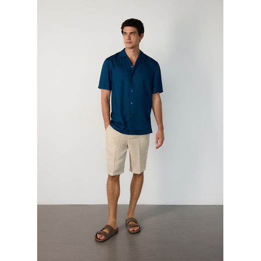 Reserved - Koszula regular fit z wiskozy - granatowy ze sklepu Reserved w kategorii Koszule męskie - zdjęcie 185943908