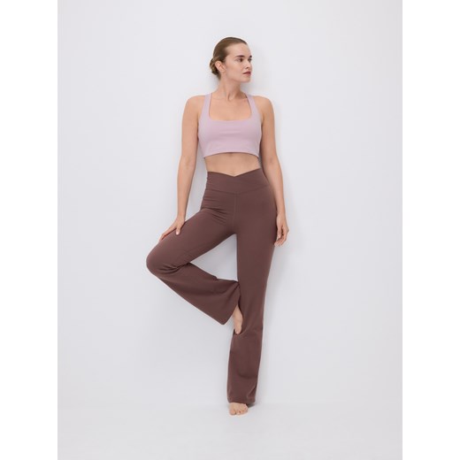Reserved - Spodnie flare - brązowy ze sklepu Reserved w kategorii Spodnie damskie - zdjęcie 185946869
