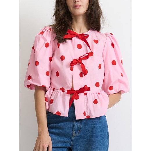 Reserved - Bluzka z ozdobnym wiązaniem - różowy ze sklepu Reserved w kategorii Koszule damskie - zdjęcie 185947986