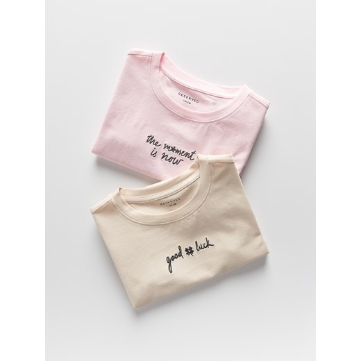Reserved - Bawełniany t-shirt z haftem 2 pack - wielobarwny ze sklepu Reserved w kategorii Bluzki dziewczęce - zdjęcie 185948258
