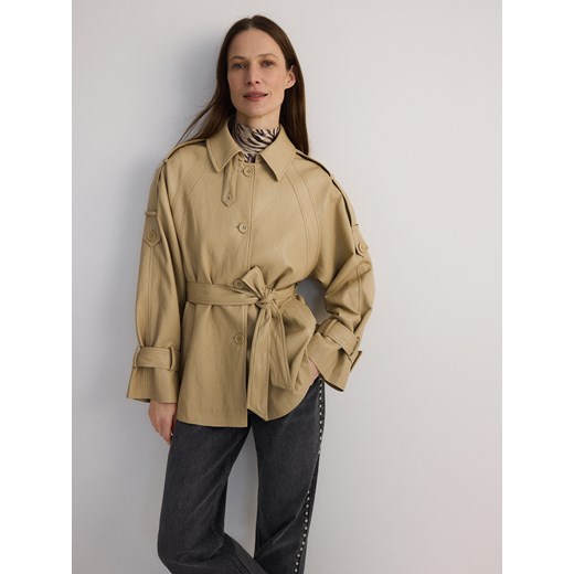 Reserved - Kurtka z imitacji skóry - beżowy ze sklepu Reserved w kategorii Kurtki damskie - zdjęcie 185948349