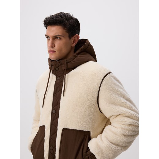 Reserved - Kurtka sherpa z kapturem - kremowy ze sklepu Reserved w kategorii Kurtki męskie - zdjęcie 185948658