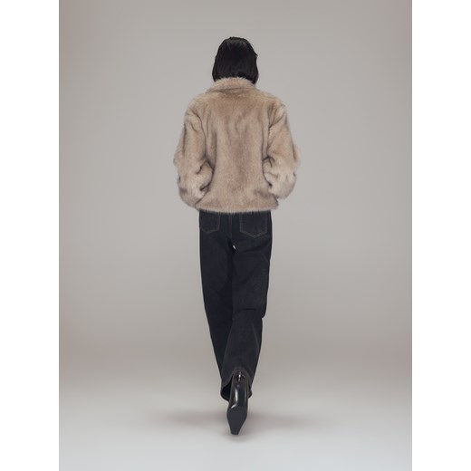 Reserved - Sztuczne futerko z wysokim kołnierzem - jasnoszary Reserved XS Reserved