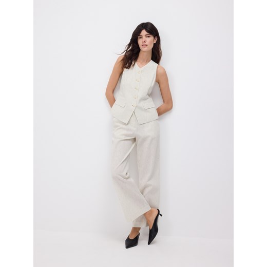 Reserved - Spodnie z lnem - beżowy ze sklepu Reserved w kategorii Spodnie damskie - zdjęcie 185950356