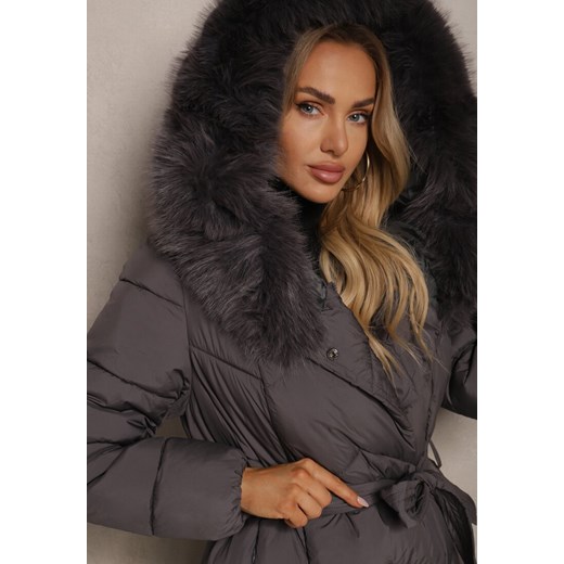 Ciemnoszara Długa Kurtka o Pikowanym Kroju z Kapturem i Odpinanym Futerkiem Renee L renee.pl