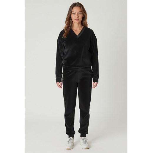 Komplet bluza+spodnie Vivisence 9202kmpl czarny ze sklepu kontri.pl w kategorii Komplety i garnitury damskie - zdjęcie 185959905