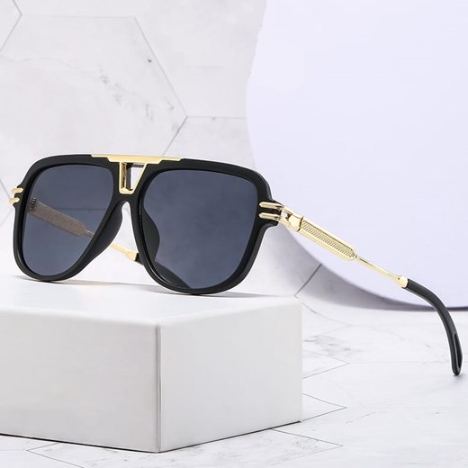 Okulary przeciwsłoneczne pilotki z filtrem UV400 - SKK-07 czarny/złoty ze sklepu Stylion w kategorii Oprawki do okularów męskich - zdjęcie 185966436