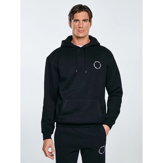 Bluza męska z kapturem czarna Ajrojer 906 ze sklepu Big Star w kategorii Bluzy męskie - zdjęcie 185967649