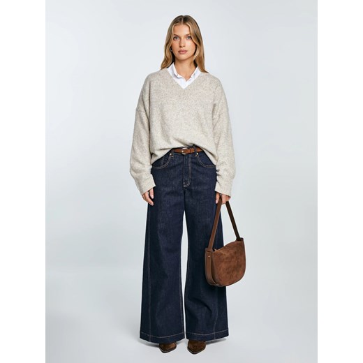 Sweter damski v-neck oversize z dodatkiem wełny beżowy Violina 801 ze sklepu Big Star w kategorii Swetry damskie - zdjęcie 185967856