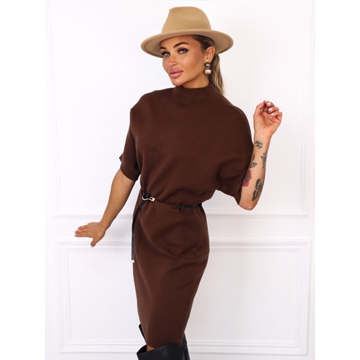 SUKIENKA SWETERKOWA Z PÓŁGOLFEM I PASKIEM - CIEMNY BRĄZ Olika uniwersalny olika.com.pl