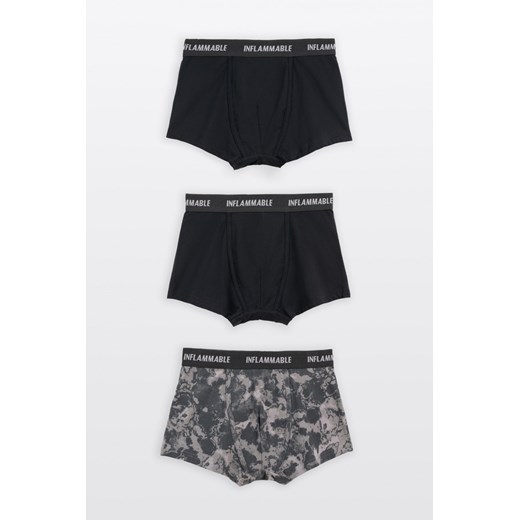 Czarno-szare bokserki bawełniane 3-pak, kolor - kremowy, rozmiar - 170 ze sklepu REPORTER w kategorii Majtki dziecięce - zdjęcie 185968738