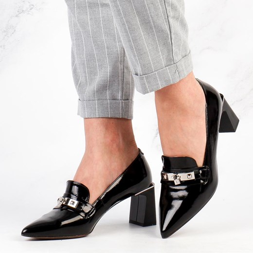 Czarne skórzane Polskie półbuty damskie na obcasie Deoni D483 ze sklepu suzana.pl w kategorii Półbuty damskie - zdjęcie 185969937