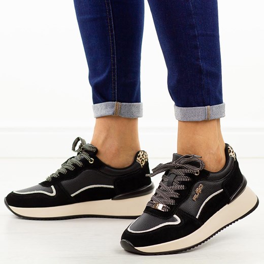 Czarne skórzane półbuty damskie Filippo Dp7103/25 ze sklepu suzana.pl w kategorii Buty sportowe damskie - zdjęcie 185971569