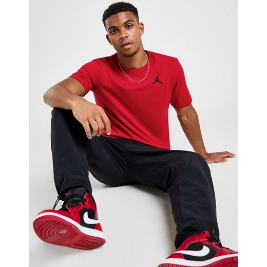 JORDAN T-SHIRT M J JUMPMAN EMB SS CREW ze sklepu JD Sports  w kategorii T-shirty męskie - zdjęcie 185975429