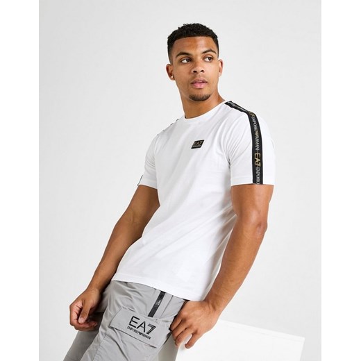 EMPORIO ARMANI 7 T-SHIRT TAPE BADGE T WHT ze sklepu JD Sports  w kategorii T-shirty męskie - zdjęcie 185981889