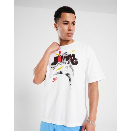 JORDAN T-SHIRT M J BRAND JAM 85 SS CREW ze sklepu JD Sports  w kategorii T-shirty męskie - zdjęcie 185984378
