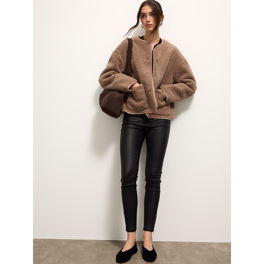 Mohito - Woskowane spodnie - czarny Mohito 42 Mohito