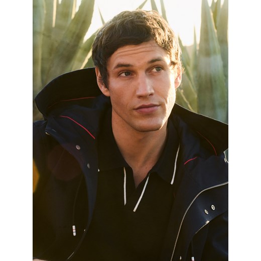 Reserved - Gładka kurtka z kapturem - granatowy ze sklepu Reserved w kategorii Kurtki męskie - zdjęcie 186000777