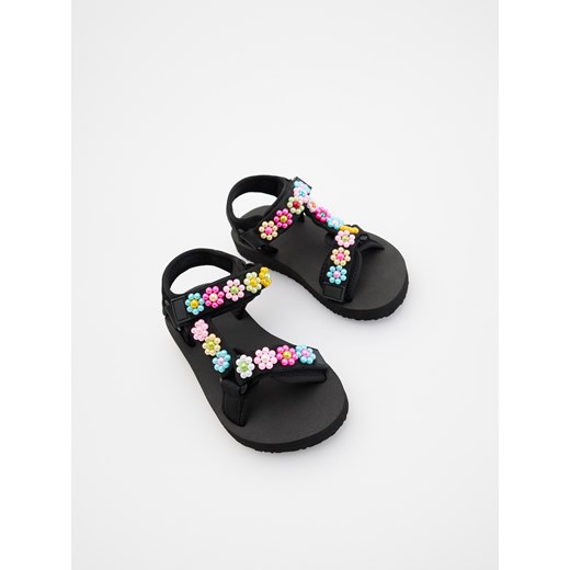 Reserved - Sandały z aplikacją - wielobarwny Reserved 36 Reserved okazja