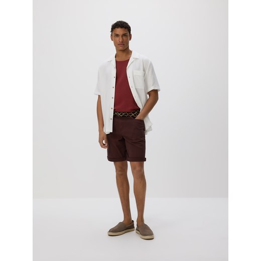 Reserved - Szorty regular fit - bordowy ze sklepu Reserved w kategorii Spodenki męskie - zdjęcie 186002809