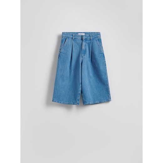 Reserved - Jeansowe szorty z zakładkami - niebieski ze sklepu Reserved w kategorii Szorty - zdjęcie 186002819