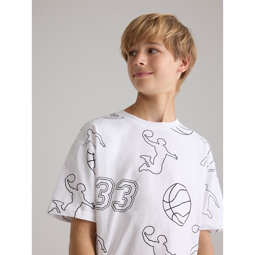 Reserved - Bawełniany t-shirt z nadrukiem - biały ze sklepu Reserved w kategorii T-shirty chłopięce - zdjęcie 186005578
