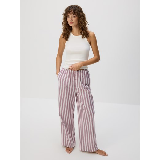 Reserved - Spodnie piżamowe - jasnofioletowy ze sklepu Reserved w kategorii Piżamy damskie - zdjęcie 186006559