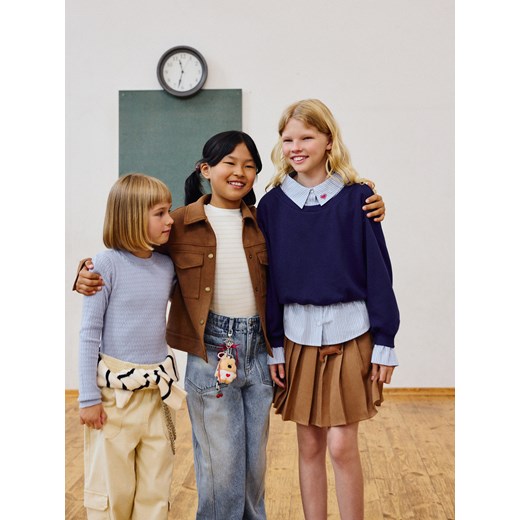 Reserved - Plisowana spódnica z zawieszką - beżowy ze sklepu Reserved w kategorii Spódnice dziewczęce - zdjęcie 186007997