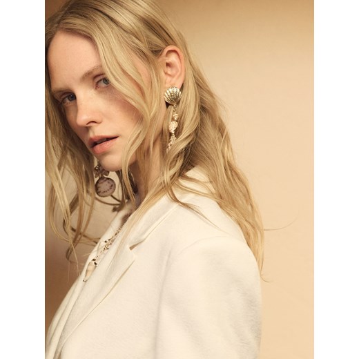 Reserved - Żakardowa marynarka slim fit - złamana biel ze sklepu Reserved w kategorii Marynarki damskie - zdjęcie 186009389