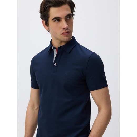 Reserved - Koszulka polo regular z haftem - granatowy ze sklepu Reserved w kategorii T-shirty męskie - zdjęcie 186011986