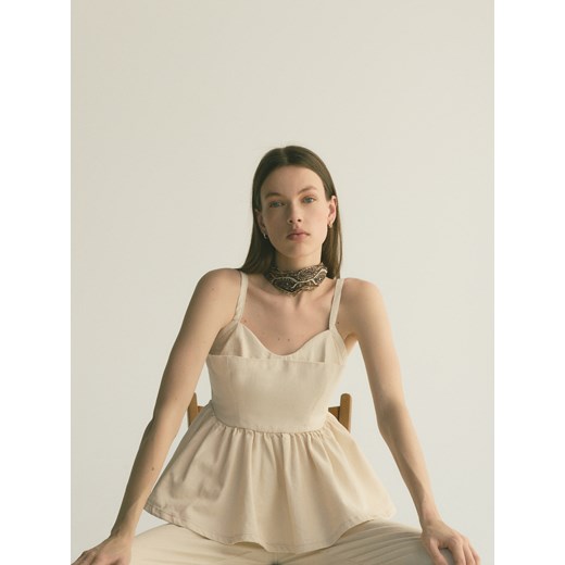 Reserved - Top z baskinką - złamana biel ze sklepu Reserved w kategorii Bluzki damskie - zdjęcie 186012498