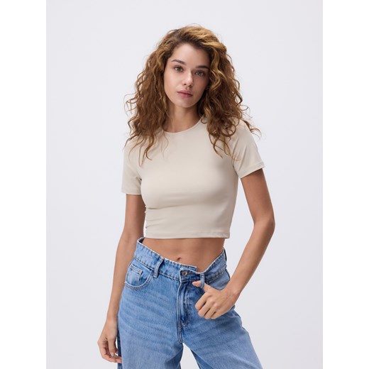 Reserved - Krótki t-shirt - beżowy ze sklepu Reserved w kategorii Bluzki damskie - zdjęcie 186012645