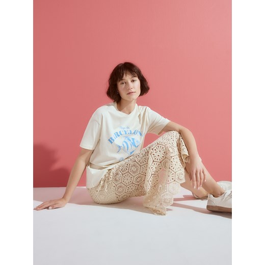 Reserved - T-shirt z nadrukiem - złamana biel ze sklepu Reserved w kategorii Bluzki damskie - zdjęcie 186013298