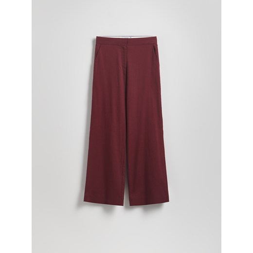 Reserved - Spodnie z lnem - burgundowy ze sklepu Reserved w kategorii Spodnie damskie - zdjęcie 186013387