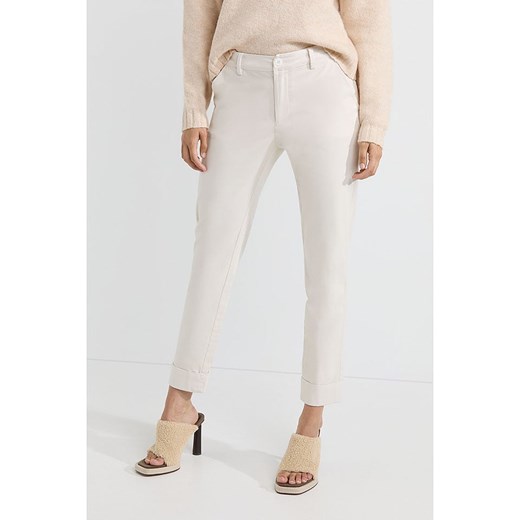Josephine &amp; Co Spodnie chino &quot;Les&quot; w kolorze kremowym ze sklepu Limango Polska w kategorii Spodnie damskie - zdjęcie 186015105